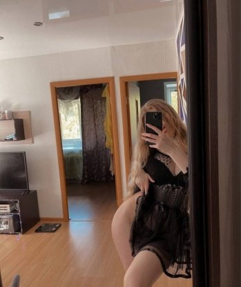 🌹 Я нежная и страстная, сексуальная и развратная. 💋 Мы проведем вместе незабываемое время, полное эмоций и наслаждения. 🔥 Я живу в Москве и знаю все ее лучшие уголки. Со мной вы сможете погрузиться в мир страсти и релаксации в уютной обстановке моей горячей квартиры. 🏩 Приглашаю вас на чарующие массажи, интимные игры и многое другое! Мои услуги на высшем уровне, я предлагаю вам полное удовлетворение и расслабление. 💦 Посмотрите мои фото и оцените мою красоту и шарм. 💃📸 У меня множество положительных отзывов, так что вы можете быть уверены в качестве моих услуг. Обратившись ко мне, вы получите незабываемые эмоции и доверие. Обращайтесь, и я превращу ваши фантазии в реальность! 💫 Ольга